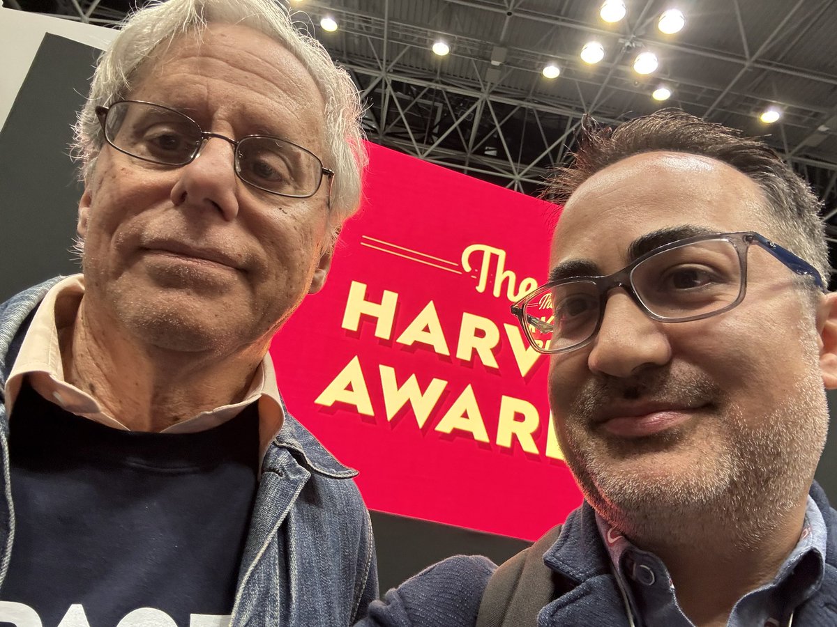 Nothing quite makes you appreciate the #ComicBook industry like being in the presence of legends. Thanks to @superfan + <a href="/Comixology/">Comixology</a> for the invite to the #HarveyAwards!  ‘Twas inspiring! 🙏🏼🏆🥂 <a href="/HarveyAwards/">The Harvey Awards</a> <a href="/elfquest/">ElfQuest - Fantasy With Teeth</a> <a href="/chipmosher/">Chip Mosher</a> <a href="/DarkHorseComics/">Dark Horse Comics</a>