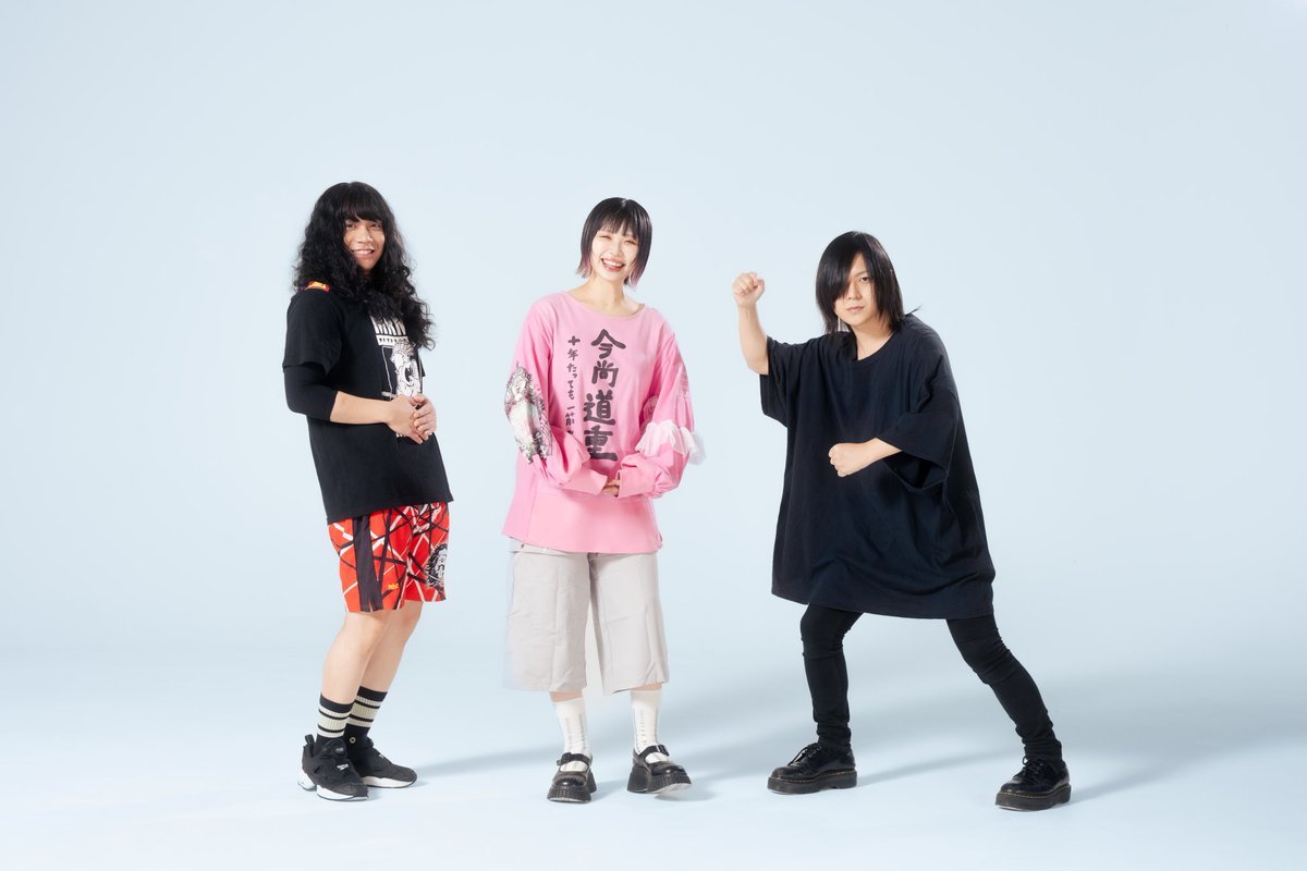 yabaT_aribobo's tweet image. 【ご報告】
いつも応援してくれているみなさまへ
先日地元・大阪府高槻市にて赤ちゃんをリリースしました👶🎉
ちょっぴり声が低い女の子です。
約40時間かけてのリリースとなりましたが、病院の方々、赤ちゃん、夫・どんぐりたけし氏のがんばりのおかげで母子ともに健康に退院しました!…