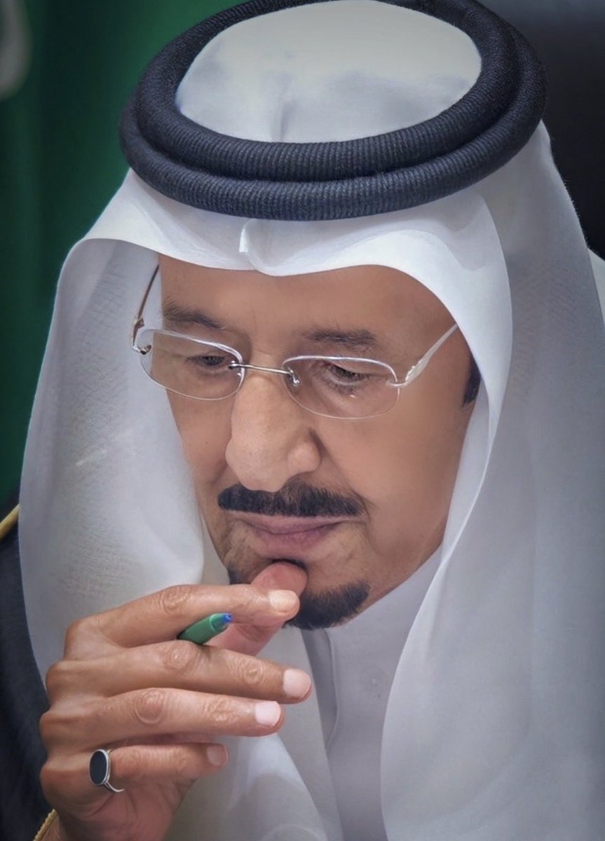 eng_hossam1992's tweet photo. نسألك اللهم أن تحفظ والدنا جميعاً خادم الحرمين الشريفين الملك سلمان بن عبدالعزيز،
وأدم عليه نعمة العافية والعزّ والتمكين، وامنحه من فيض رحمتك سكينةً تملأ قلبه وطمأنينةً تغمر روحه.
اللهم بارك في عمره وعمله، واجعل الخير في طريقه، والبركة في أيامه، والنور في بصيرته.
اللهم اجزه عن وطنه وشعبه خير الجزاء، وأدمه تاجًا يزيّن هذه البلاد بالعزّ والمهابة، اللهم آمين يا رب العالمين ،،،..