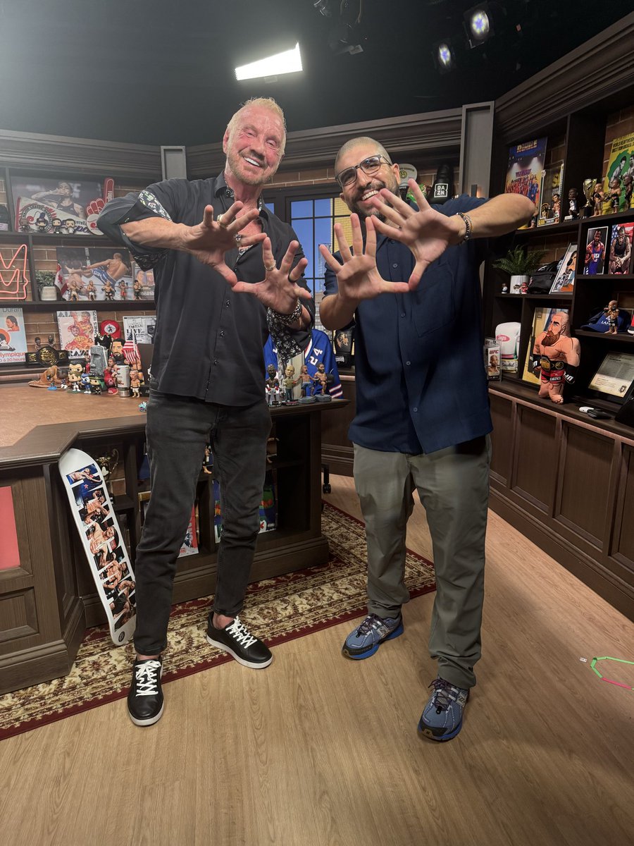 Ariel Helwani (@arielhelwani) on Twitter photo Man.
What a life.
What a beautiful soul <a href="/RealDDP/">Diamond Dallas Page</a> is. Thank you for coming in, 💎! An absolute honor. Man.
What a life.
What a beautiful soul <a href="/RealDDP/">Diamond Dallas Page</a> is. Thank you for coming in, 💎! An absolute honor.
