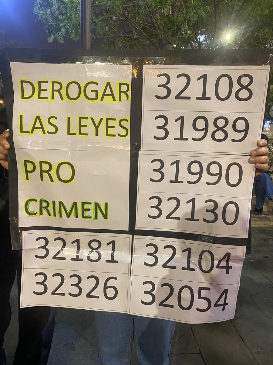 Abajo las leyes pro crimen.
#MarchaNacional #Marcha15Octubre