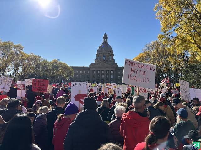yegwave's tweet image. Talks between the Alberta Teachers&apos; Association (ATA) and the provincial government have stalled following a bargaining meeting on October 14, 2025. It was the first time the two sides met since the provincewide teachers&apos; strike began on October 6. After the meeting, no future…