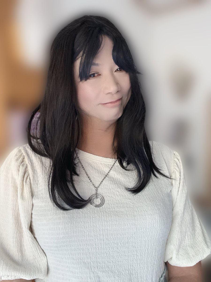 おはようございます〜
鬱陶しい天気の朝☁️
ジメッと暑い感じ💦💦
今週の出張は一段落、
🐯さんも勝ったし、
気分一新ガンバ👍

今日も一日、笑顔で過ごしましょ🥰
よろしくお願いします💕