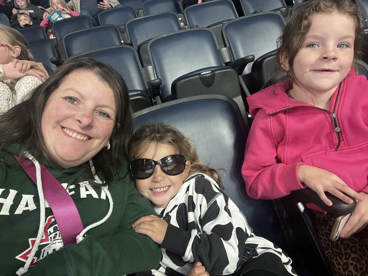 aandmben's tweet photo. @HFXMooseheads #gomoosego https://t.co/MWxL4qJ2HR