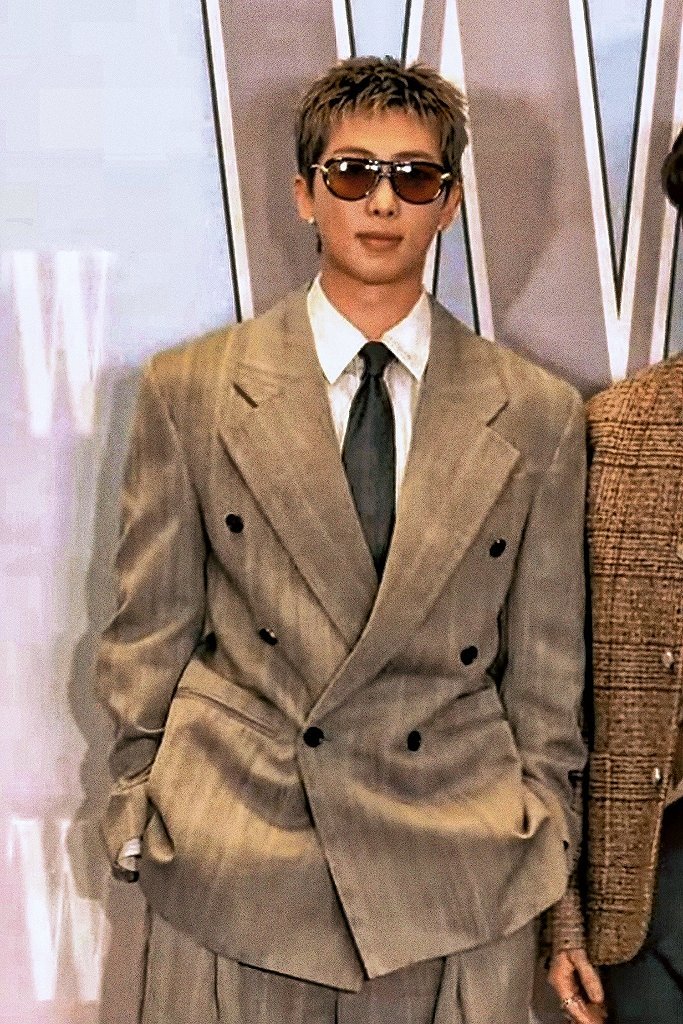 NamjoonUsa's tweet image. Brand reputation for RM! Please leave a comment with the hashtags below to avoid appearing as spam. TY!
🎯147 retweets &amp;amp; replies  

RM AT LOVE YOUR W 
#RMatLoveYourW2025
#RM #방탄소년단RM