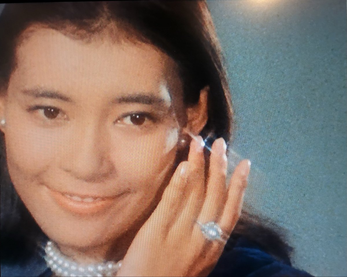 🤲おはようございます🤲
本日は#ウルトラマン第14話
[真珠貝防衛指令]が放送された日
‼️登場怪獣ガヴァドン‼️
しかし怪獣ガヴァドンの顔は凶悪すぎる😨
監督の実相寺さんはガヴァドンの[舌]の造りがお気に召さなかった様、、、
監督　実相寺昭雄
脚本　佐々木守
特技監督　高野宏一
視聴率　37.8%