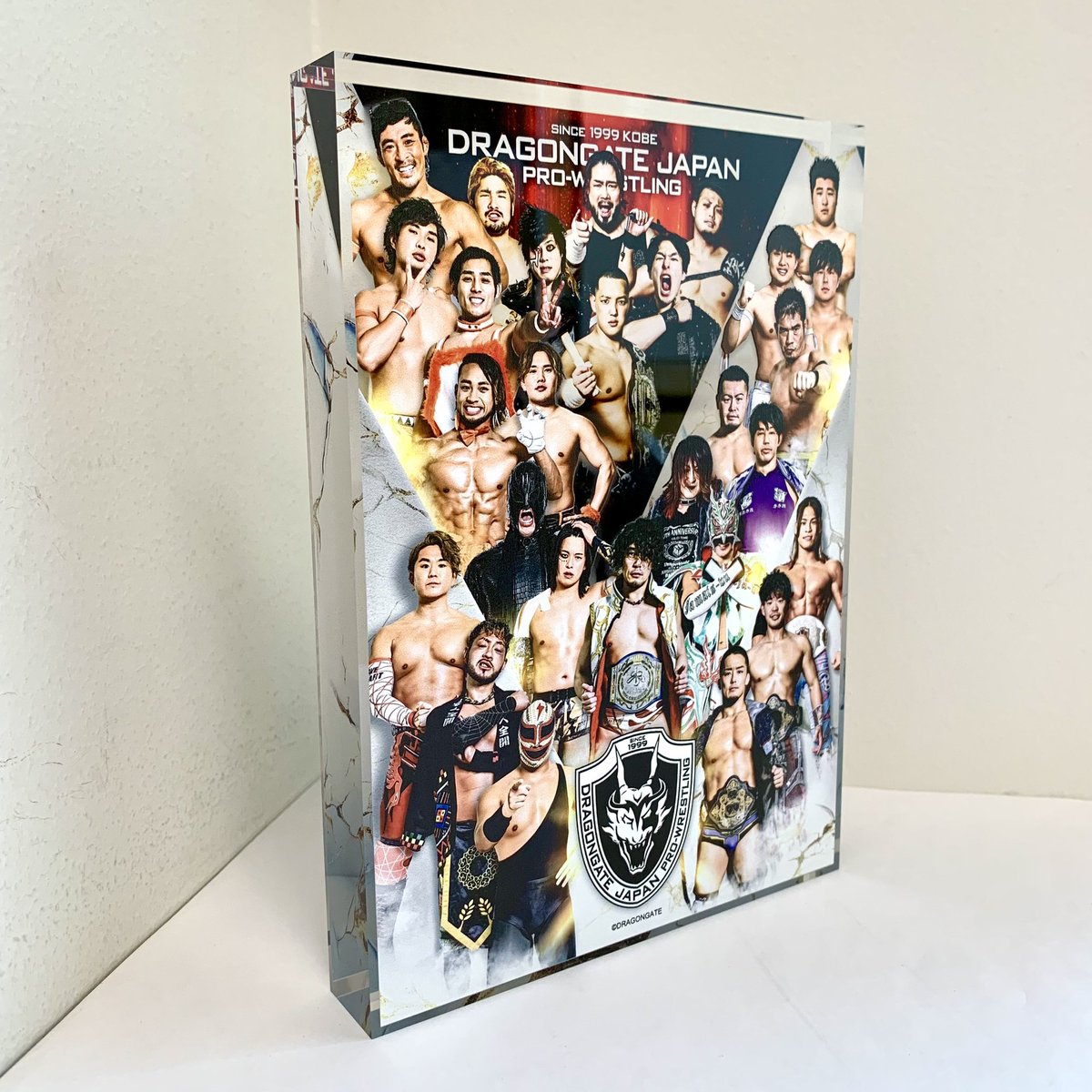 zennn15's tweet image. 『DRAGONGATE第20弾』が販売終了間近!!ウェブポン限定グッズがハズレなしで必ずどれか当たる!10/19(日)23:59までの期間限定販売なのでお見逃しなく!アクリルブロック当たるフォロー&リポストキャンペーンも実施中!!詳細・購入はコチラ→webpon.net/shop/dragongat… #DRAGONGATEウェブポン