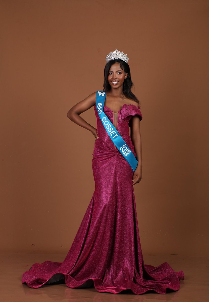 FerociousM's tweet photo. Greetings beloved family... Please kindly vote for me so I can stay on this competition! I am a semi Finalist for Miss Cosset 2025, in order for me to move to the next stage. I need your support😭🇿🇦 Sms MCO Sthabile to 40439, voting is unlimited, each Sms costs R2 #pageantgirls https://t.co/4MFekkoEFj