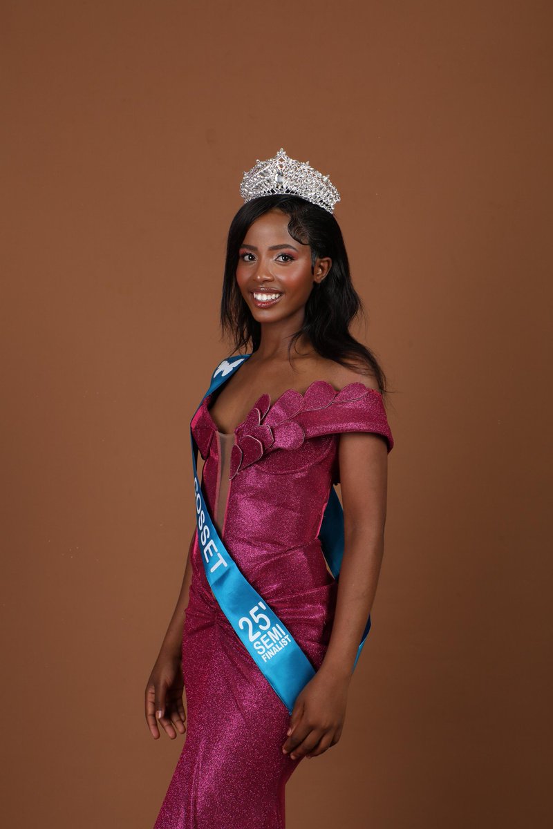 FerociousM's tweet photo. Greetings beloved family... Please kindly vote for me so I can stay on this competition! I am a semi Finalist for Miss Cosset 2025, in order for me to move to the next stage. I need your support😭🇿🇦 Sms MCO Sthabile to 40439, voting is unlimited, each Sms costs R2 #pageantgirls https://t.co/4MFekkoEFj