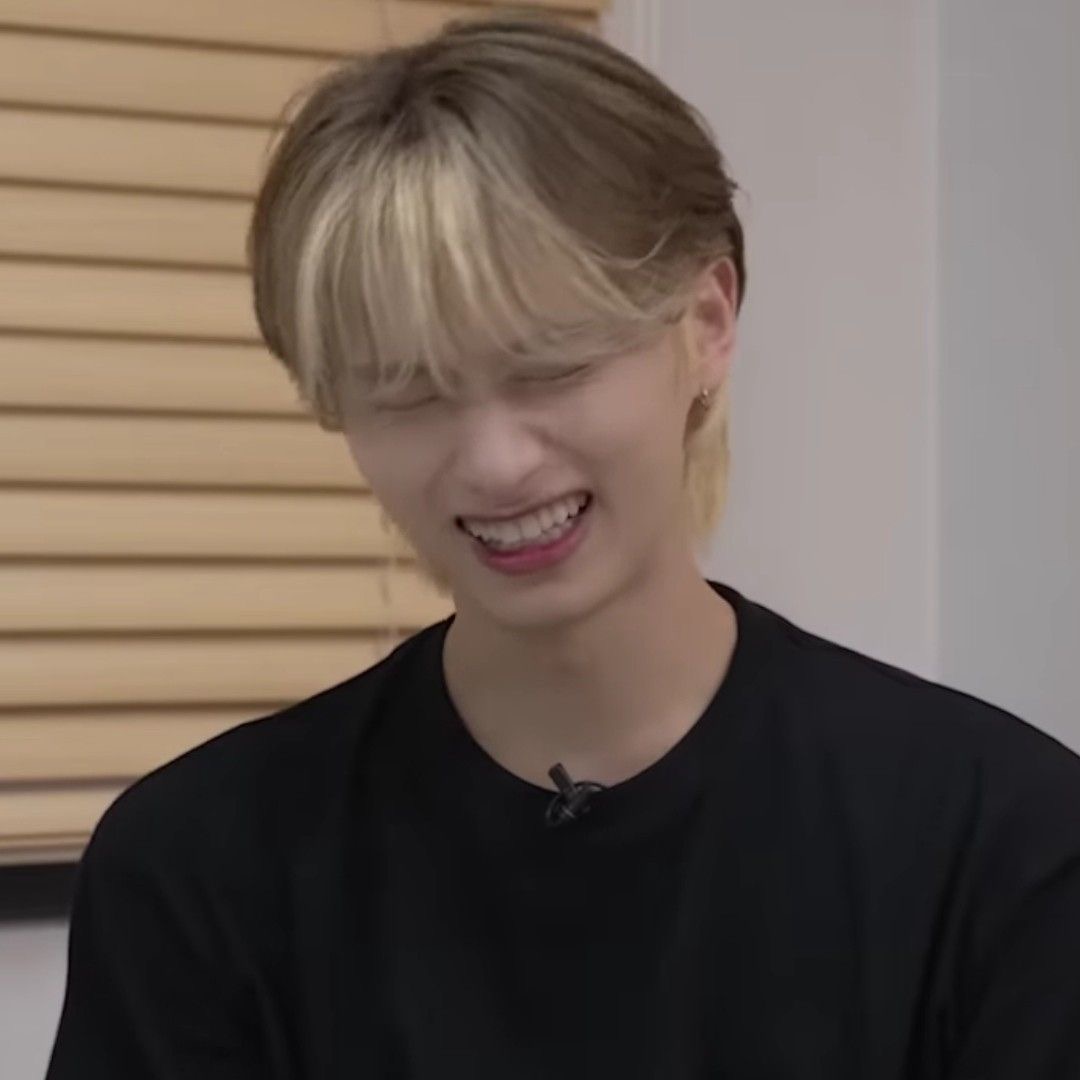 까막별 tweet media