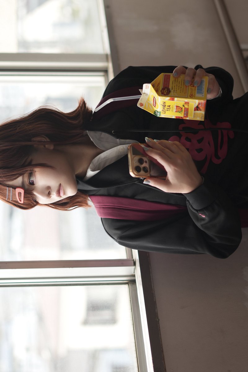 隣のクラスの樋口さんは衣替えが早い