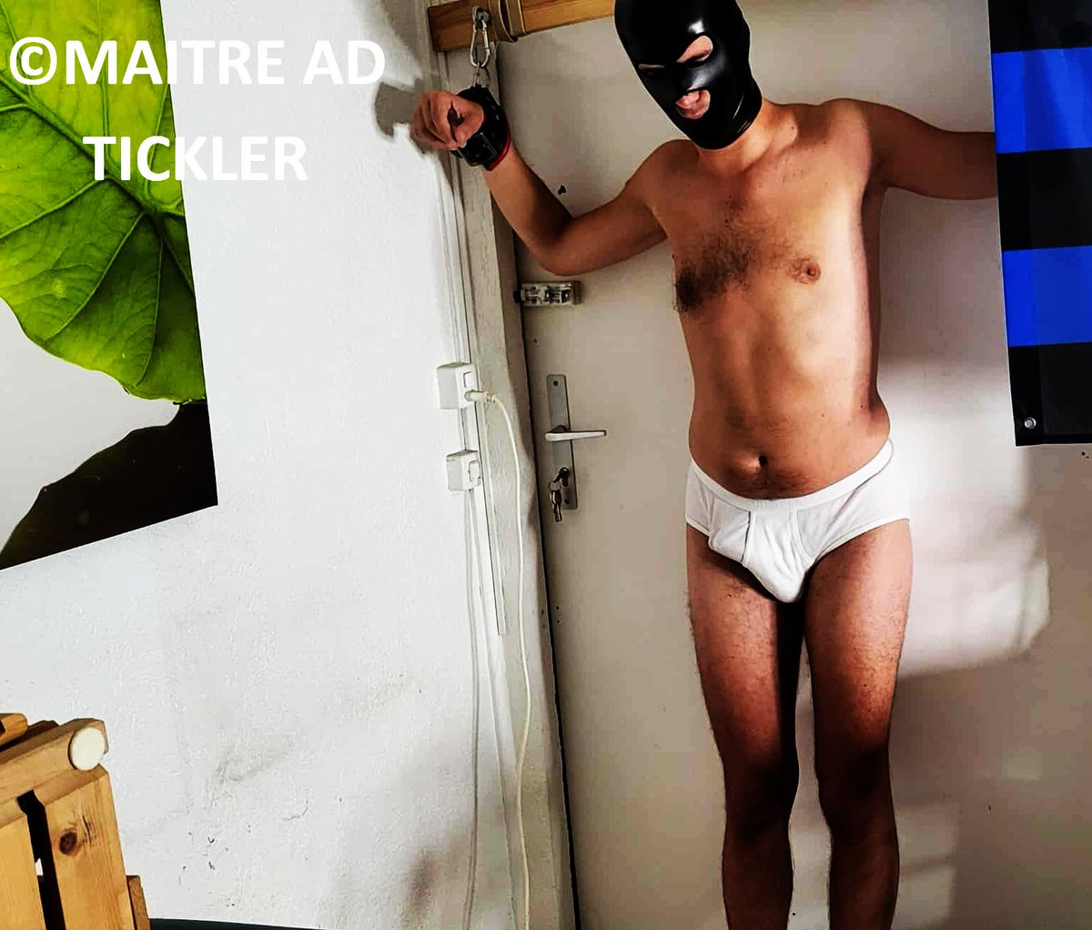Mercredi 15/10/25, nouvelle séance avec un nouveau soumis😈#tickletorture #tickling #ticklingbody #maletickling #maitre #soumis #domination #soumission #AdMaitre #bdsmtickling #ticklemaster #ticklingmaster #tickleabuse #tickledungeon #professionaltickling #ticklechair