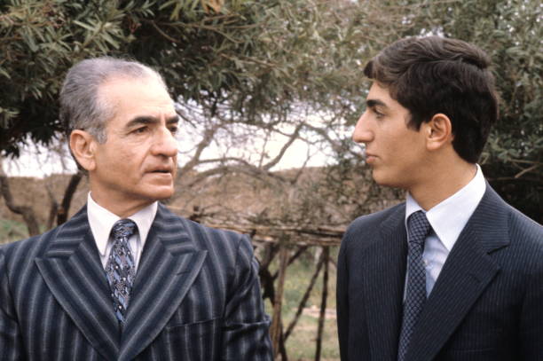 __Milad_____'s tweet image. پهلوی؛ نامی که بعد از نیم قرن هنوز وجدان تاریخ را بیدار نگه می دارد !

#خاندان_ایرانساز_پهلوی
#شاهنشاه_روحت_شاد