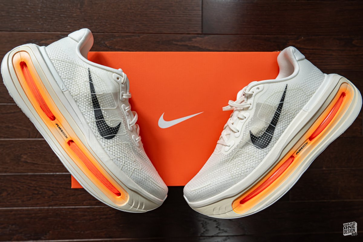 These are 🔥 #NikeVomeroPremium

📸 more: ward1.com/2025/10/nike-v…