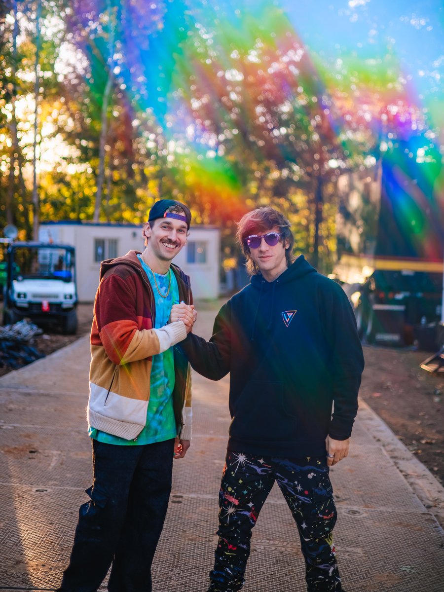 ⧩ INZO ⧩ tweet media