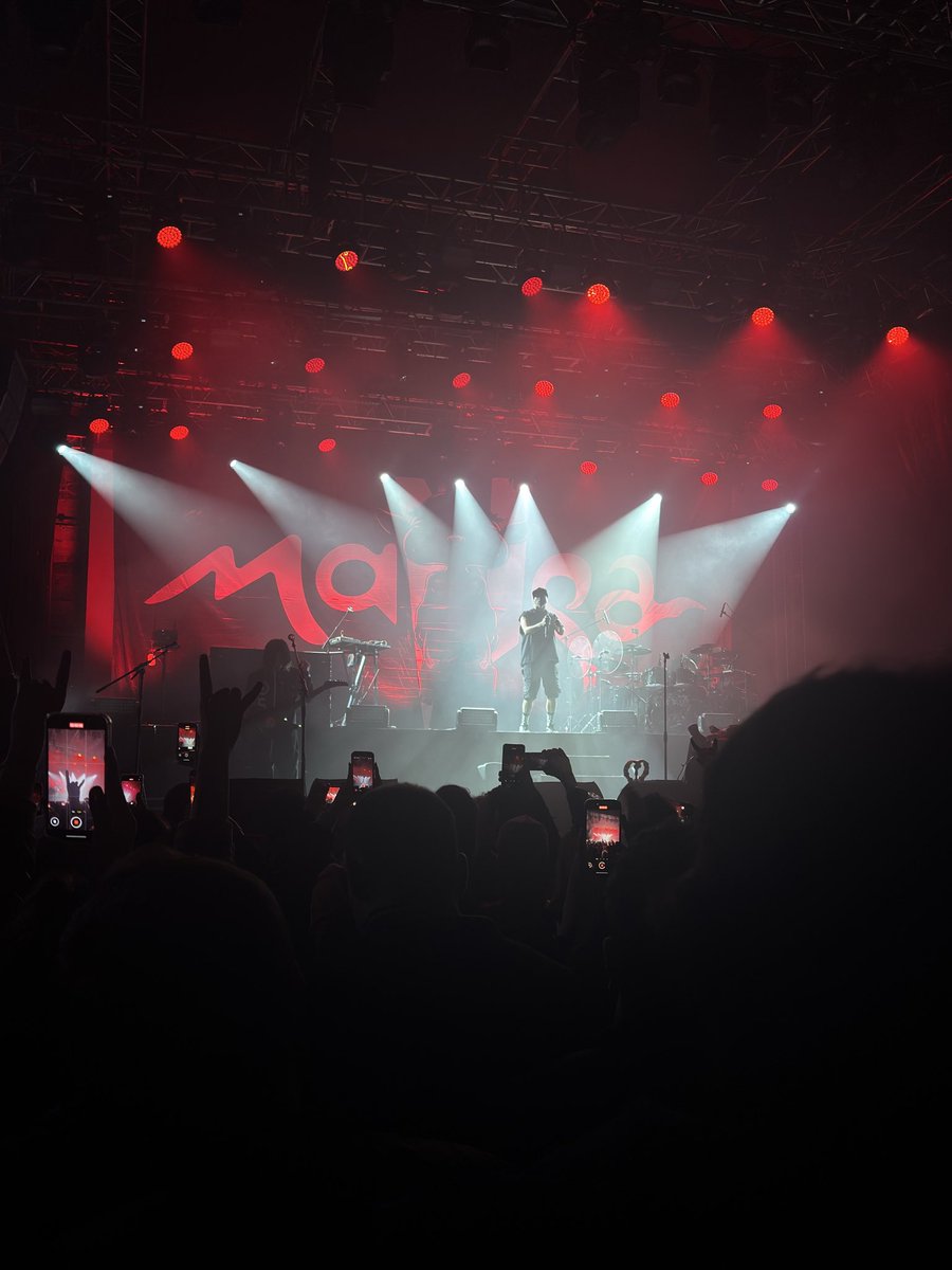 instarynight's tweet photo. @maNgaMusic ✨ https://t.co/vCrDodKoOi