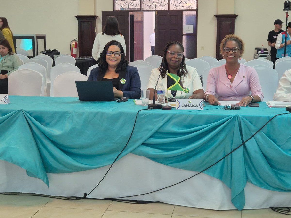 ECCJA's tweet image. 🇯🇲Jamaica stands united for our children! At the 99th Regular Meeting of the Directing Council of the Inter-American Children’s Institute (IIN-OAS) — “Childhood Unites Us.”📷 Hyacinth Blair – MoESYI , Laurette Adams-Thomas – CPFSA, Dr. Karlene DeGrasse-Deslandes – ECC #IINOAS