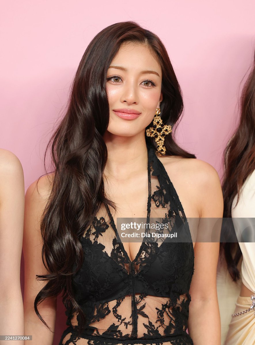 Twice Arg Data tweet media