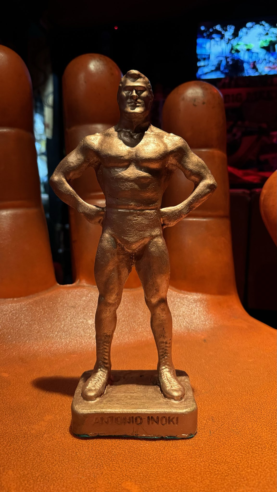 アントニオ猪木　ブロンズ像 Yahoo!オークション - アントニオ猪木 ブロンズ像 銅像 MAN
