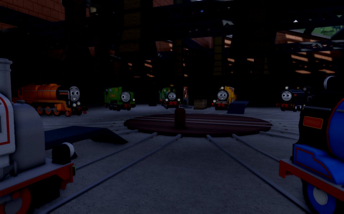 IsleofPigStudio's tweet image. The images are Rexeljet&apos;s, THIS is a real love letter to ThomToys (which is superior to Locos Online in every way. Locos Online sucks and so does SpeedySkip AKA Skipz)