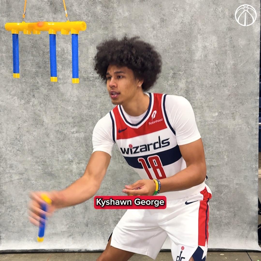 Put the squad's reflexes to the test 🤣 