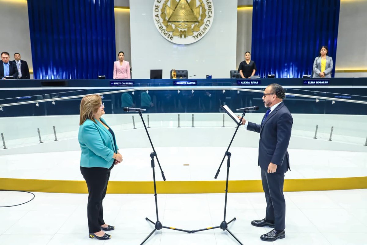 En la #plenaria79, aprobamos que Raquel Caballero de Guevara continúe al frente de la Procuraduría para la Defensa de los Derechos Humanos. 

Con esta elección, hemos cumplido el proceso que estipula la ley.