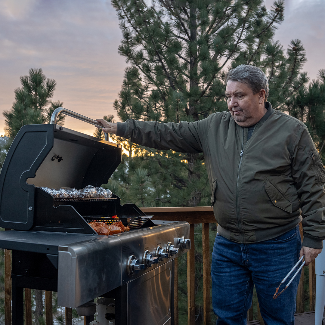 permasteelinc's tweet photo. Grilling season never ends when your grill’s built like a Kenmore. 🔥 #KenmorexPermasteel https://t.co/rNKJVauaOZ