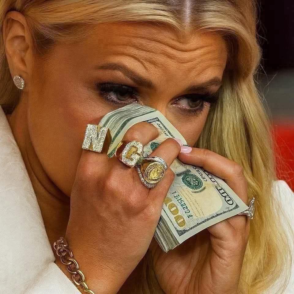 I’m with her 💙🌊🚺 💜🤍💚🌴🥥 (@ladies4kamala) on Twitter photo <a href="/MAVERIC68078049/">MAVERICK X</a> <a href="/MAVERIC68078049/">MAVERICK X</a>