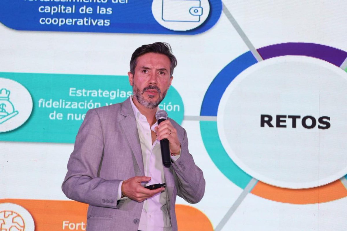 En la XII Convención Financiera de Cooperativas, el Delegado Adjunto para Intermediarios Financieros y Seguros, Felipe Noval, presentó una visión de los retos de supervisión y regulación que enfrenta el sector cooperativo en un entorno de transformación digital.