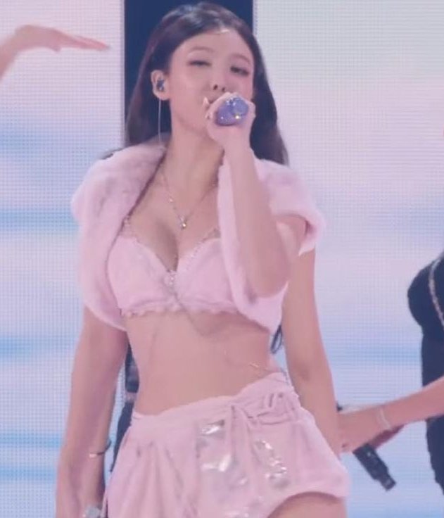 Saneke_'s tweet photo. IM NAYEON WTF ¿???!??!!??!!?!?!??!!?! https://t.co/yChEsdVREY