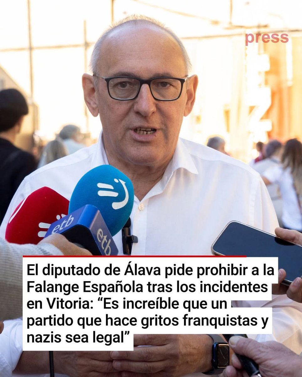 muzeriqui's tweet image. La Falange... Esos Nazis cobardes debían de estar ilegalizada hace tiempo.. Desde que salió la mierda verde a flote... Todo estos mierdas han salido de sus miserables boquetes... En los 80 no tenían cojones de tan siquiera ponerse esa camisa azul repugnante