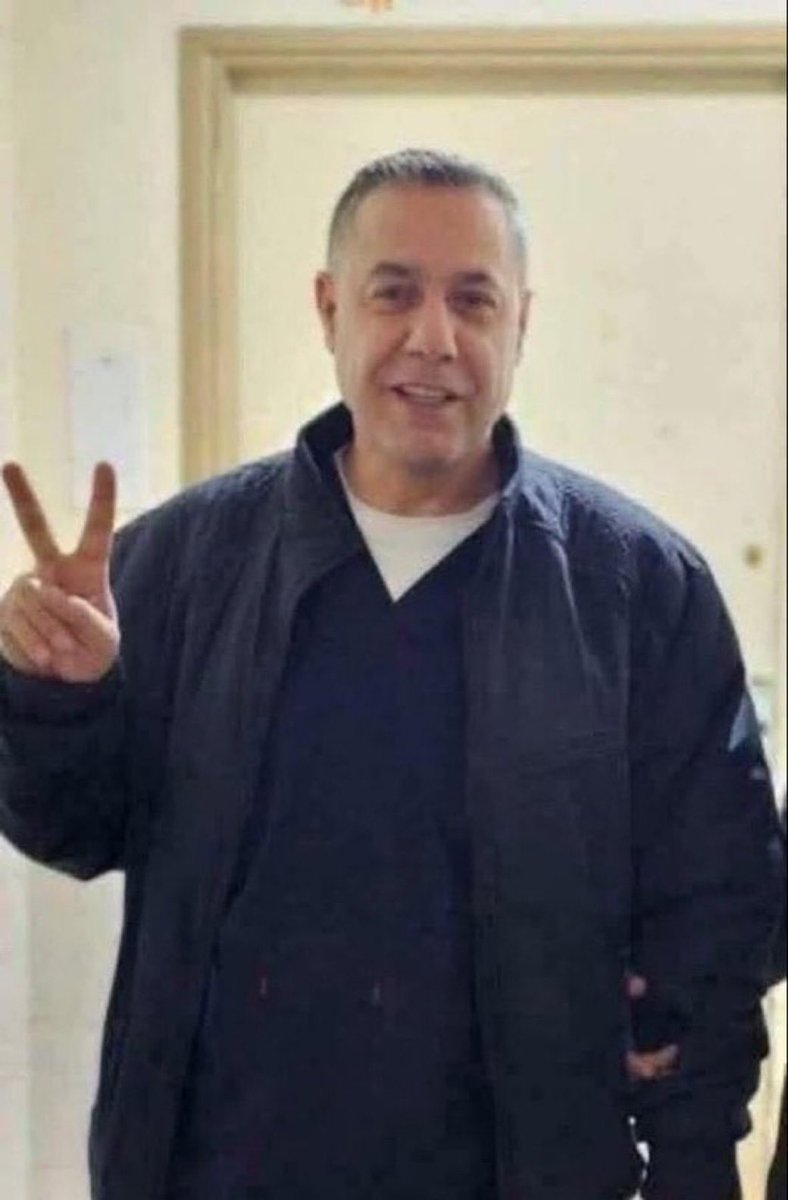 Abdullah_Om3r03's tweet image. If you stand with Dr. Hussam Abu Safieh, reply with a dot to spread this.