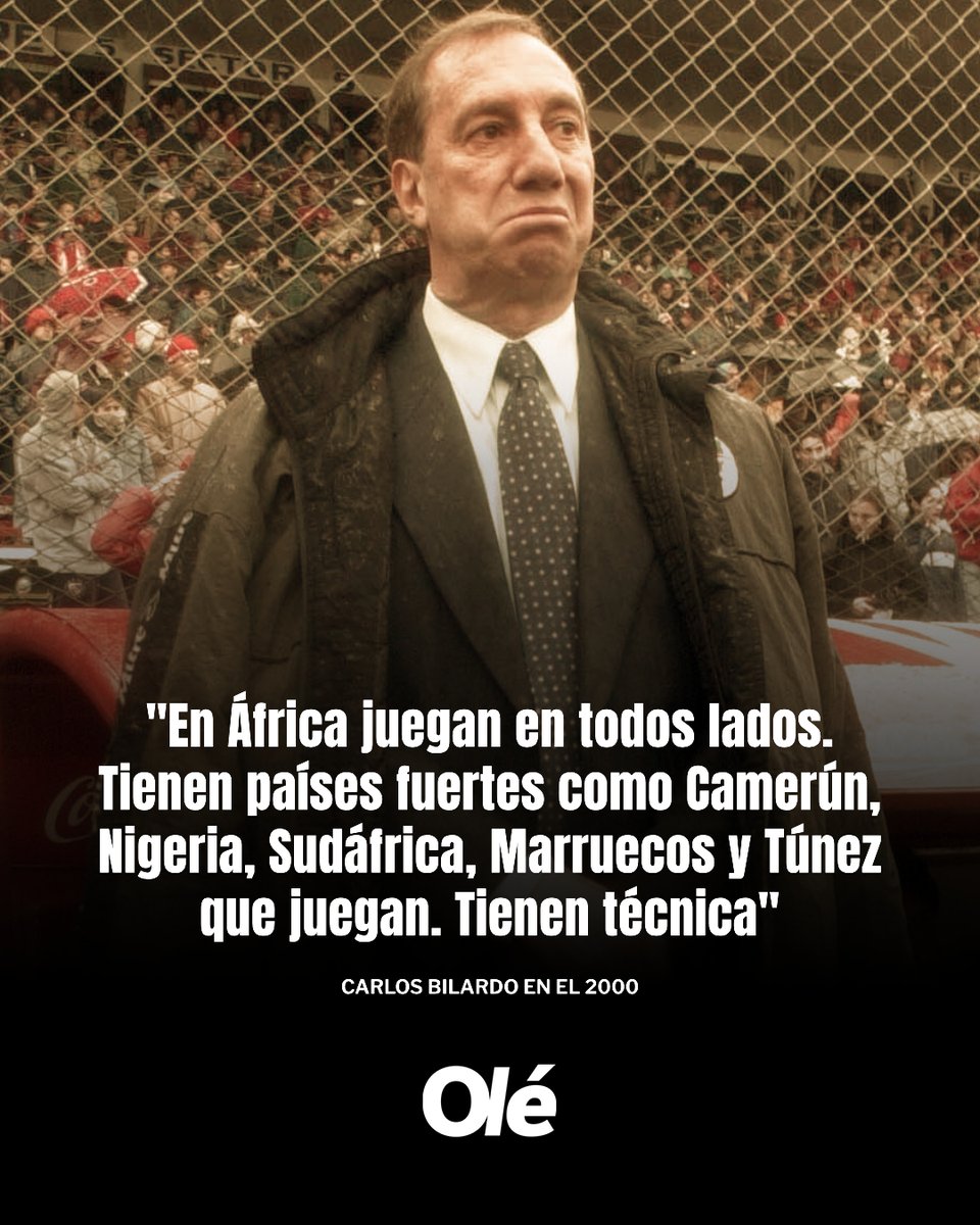 CARLOS SALVADOR BILARDO EN EL 2000 👔🤯

💬 "Lo dije en el 75, cuando fuimos a jugar una copa en Marruecos. Dije: 'Acá está el futuro del fútbol'"

💬 "No está en Europa, no está en Sudamérica. Porque la gente todavía juega... Acá, recorrés Capital Federal y no se juega. En el