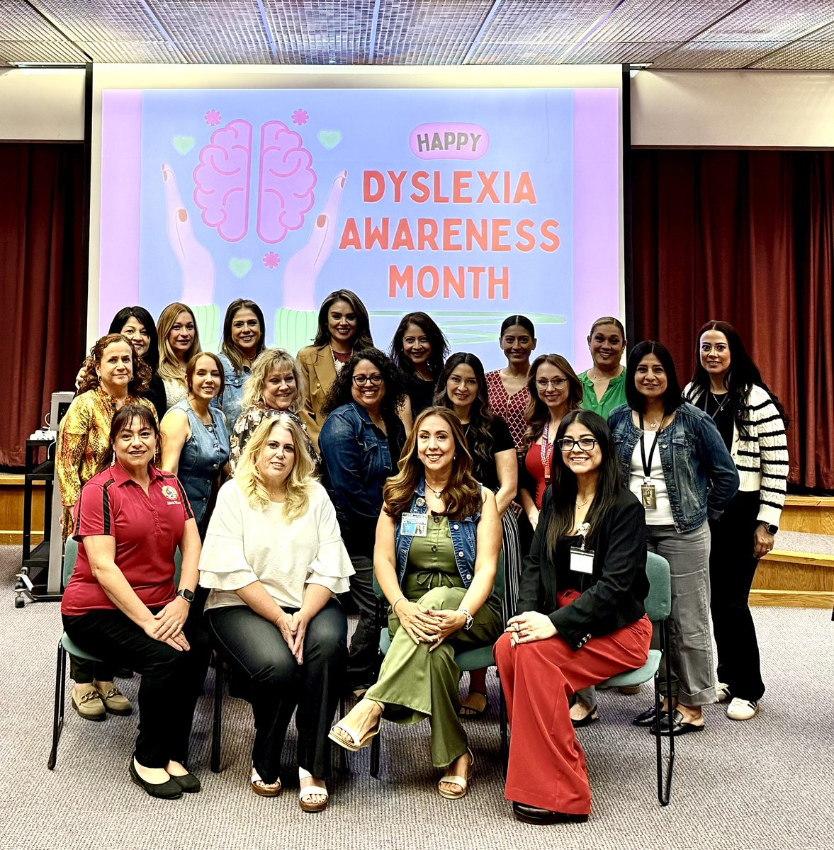 MTapia_CI's tweet image. Kicking off Dyslexia Awareness Month with staff development and a special luncheon for our incredible dyslexia teachers! 🍽️📚 Here’s to advocacy, awareness, and the educators who make it all possible. 💪😊📘 #TeamSISD #SPEDStrong #ALLIN