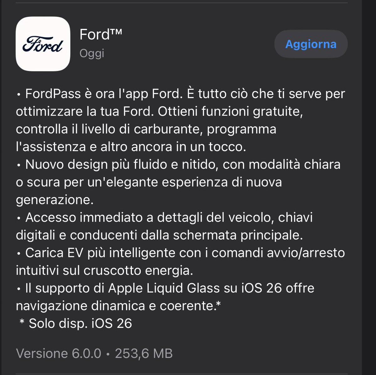 iMichaelProMax's tweet image. Nuovo aggiornamento dell’app di @Ford che porta nuovo design ed anche il supporto al Liquid Glass di Apple solo ovviamente per i dispositivi che supportano iOS 26. Adorò già la nuova UI anche se vorrei un riassunto di tutti i viaggi che faccio con la mia macchina dove mi riassume…