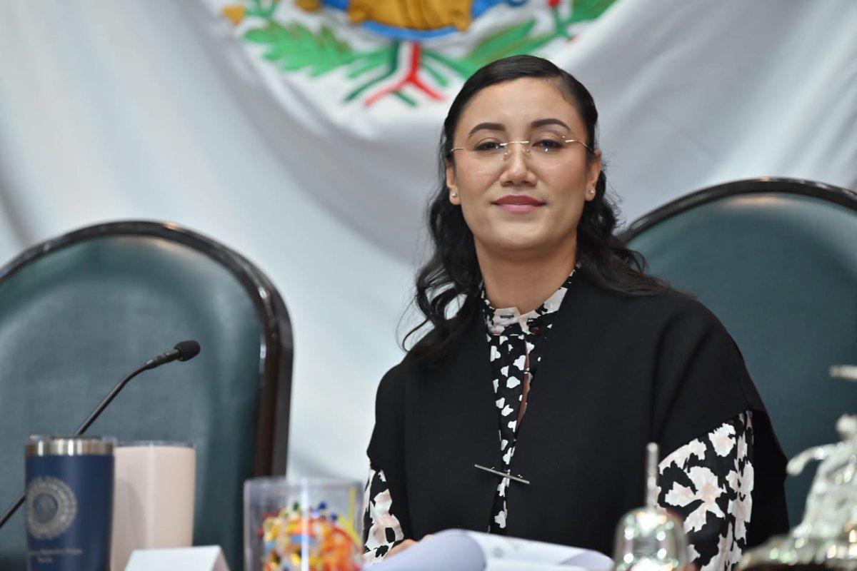 La Dip. <a href="/joannaftorres/">Joanna Felipe Torres</a> y el Dip. <a href="/PabloDeCevallos/">Pablo Fernandez De Cevallos</a>, integrante y Coord. del GP del #PAN, proponen reformas al Código Penal del Estado de México, en materia de grabación y difusión de hechos violentos y delictivos en la omisión de auxilio.