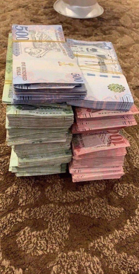 بمناسبة تأهل المنتخب السعودي لكأس العالم 2026 🏆🇸🇦
سحب قوي علي 100000  ريال 💸 لـ 4 فائزين

الاول :  40000 ريال 
الثاني :  25000 ريال 
الثالث : 20000 ريال 
الرابع :  15000 ريال 
 بدون شروط فقط تابعني + رتويت واكتب تم 
شاركوا وفالكم التوفيق،جرب حظك♥️
#صقورنا_إلى_كأس_العالم