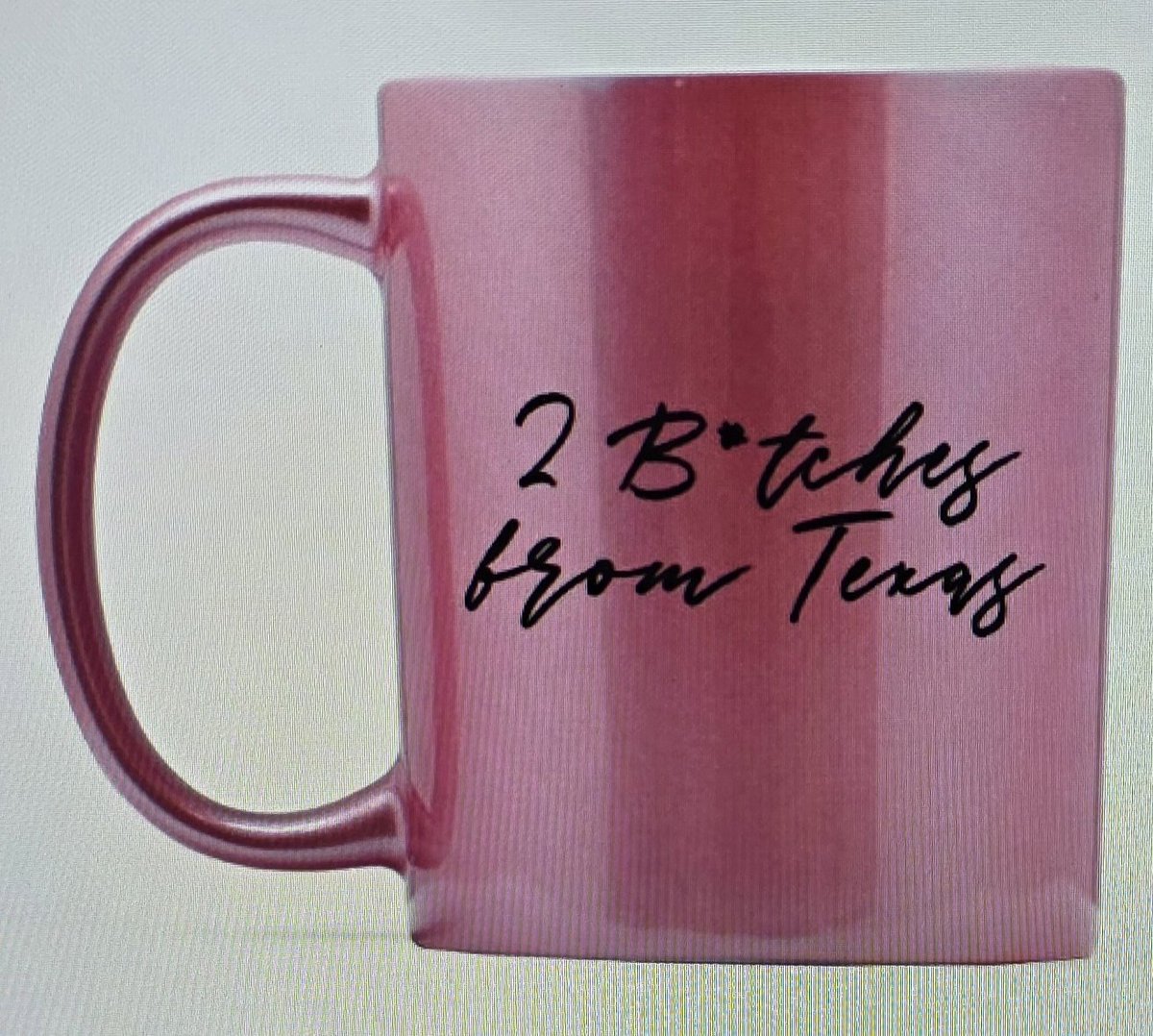 Come hang out with my sister and me at 5 PM PT / 8 PM ET for the premiere of our podcast! We'll be answering questions and comments LIVE in the comment section. youtube.com/watch?v=3L7QjF…