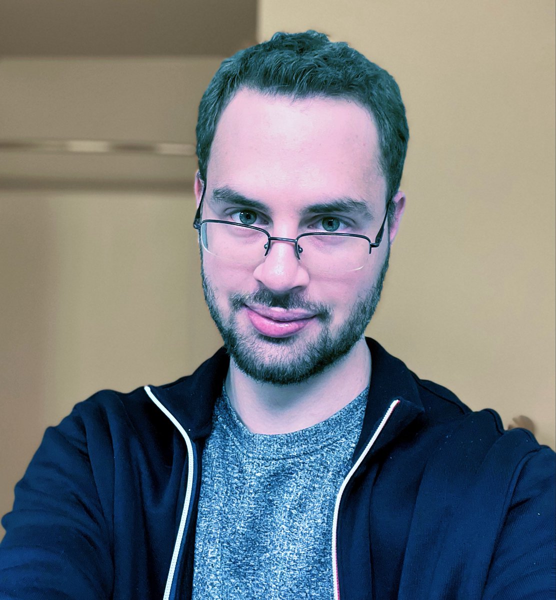 Max0r tweet media