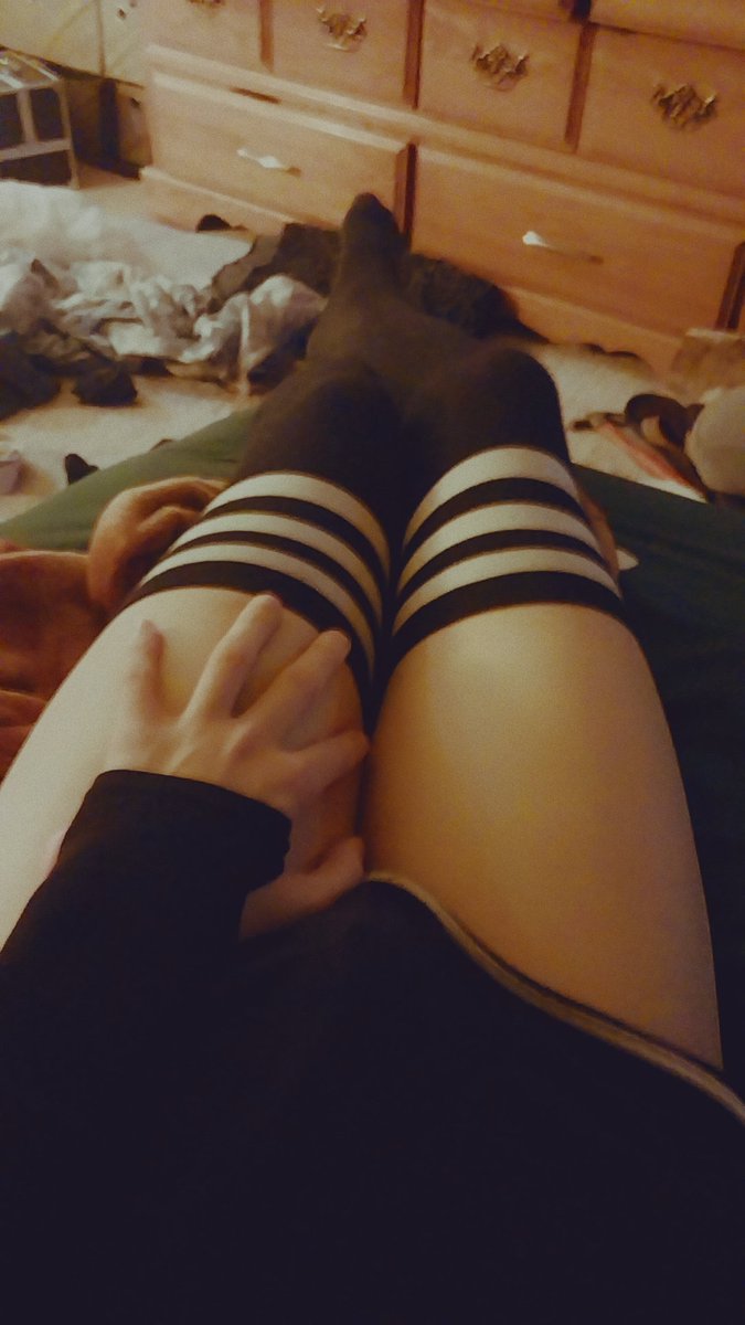 MochiRulez's tweet photo. They say thicc thighs save lives! What do you think? 😘😘
#femboyfashion #femboy #gay #bottom https://t.co/63x5uVgfuV