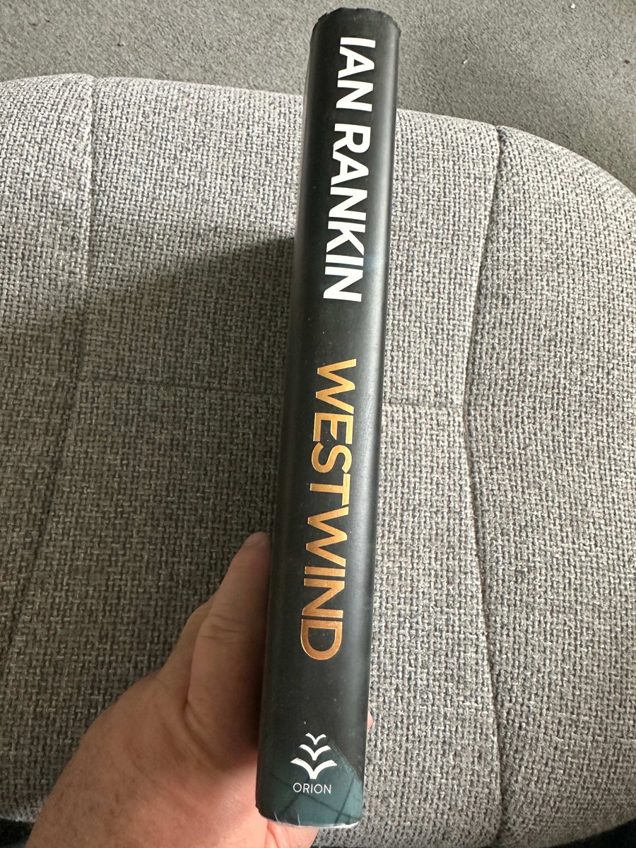 HoneyburnBooks's tweet image. 💖 2019*Signed 1st* Westwind - Ian Rankin (Orion) 💖 by Honeyburn Books (UK)

Starting from 🤑 £55.00 🤑

Shop now 🛍️ at tinyurl.com/22b6k5wb

#Ianrankin #Westwind