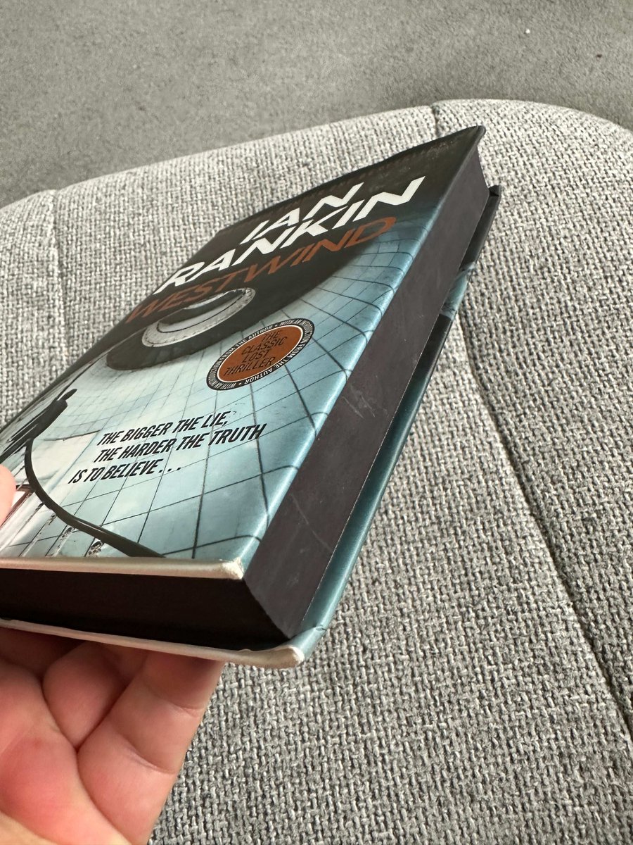 HoneyburnBooks's tweet image. 💖 2019*Signed 1st* Westwind - Ian Rankin (Orion) 💖 by Honeyburn Books (UK)

Starting from 🤑 £55.00 🤑

Shop now 🛍️ at tinyurl.com/22b6k5wb

#Ianrankin #Westwind