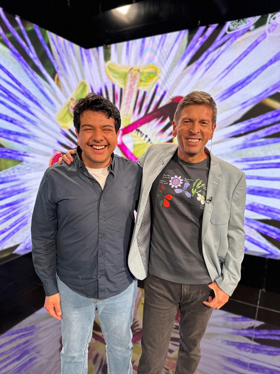 🔴 Sumate a #SobreCiencia

🇻🇦 La Academia de Ciencias del Vaticano
⏳ Uruguay milenario: la cuenca de la Laguna Negra
🌿Hablamos con el Dr. <a href="/manuminte/">Manuel Minteguiaga</a> sobre el mbucuruyá y el uso de plantas medicinales
Con <a href="/GVIllaOK/">Gustavo Villa</a> <a href="/NalexaPerrone/">Alexandra Perrone</a> <a href="/danielaht/">Daniela Hirschfeld</a>