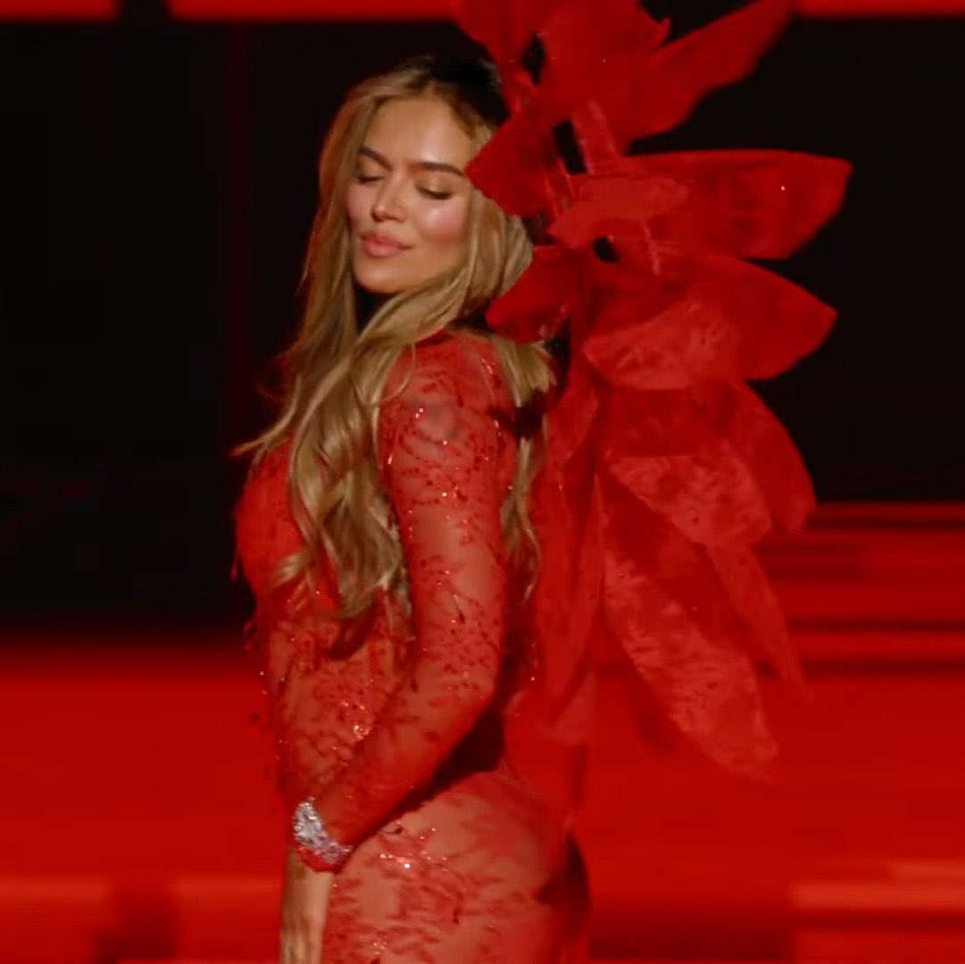 KAROL G IS A ÁNGEL 🪽