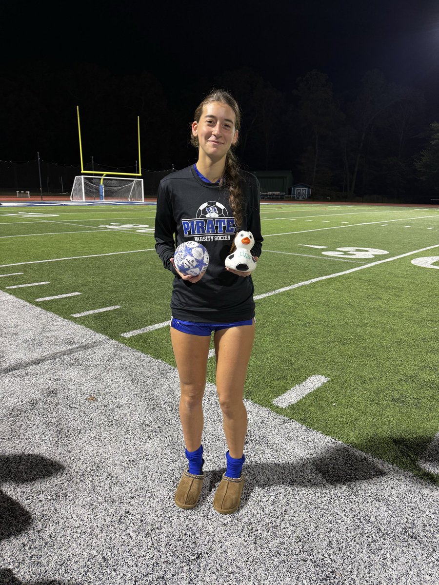 #PRide…. Together the lady pirates with a 6-0 W vs Irvington. Taylor D with 2, Maddy L with 2, Jenna S 1 &amp; Ava M with 1 goal. 4 different girls with an assist on the night. Keep working together! I got you, you got We, we got US!
<a href="/PRAthletic/">PearlRiverAthletics</a> <a href="/StephenHaynes4/">Stephen Haynes</a> <a href="/lohudsports/">lohud sports</a> POG Ava