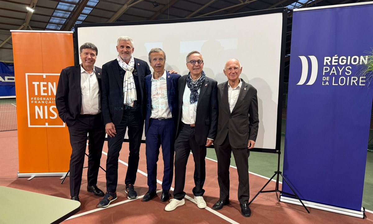 Un vrai plaisir d’être à Vertou pour inaugurer le nouveau Centre de Ligue des Pays de la Loire 🇫🇷🎾
Un lieu moderne et accueillant, qui reflète toute la passion pour nos pratiques dans cette région !

✅ 6 terrains couverts
✅ 5 terrains extérieurs
✅ 4 terrains de padel (2