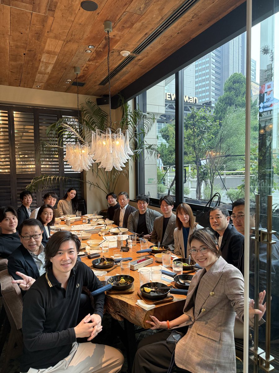 I_AM_LEON_8's tweet photo. 株式会社ひらまつ【2764】取締役COOの方とランチ会食 https://t.co/t3V4KfjULN