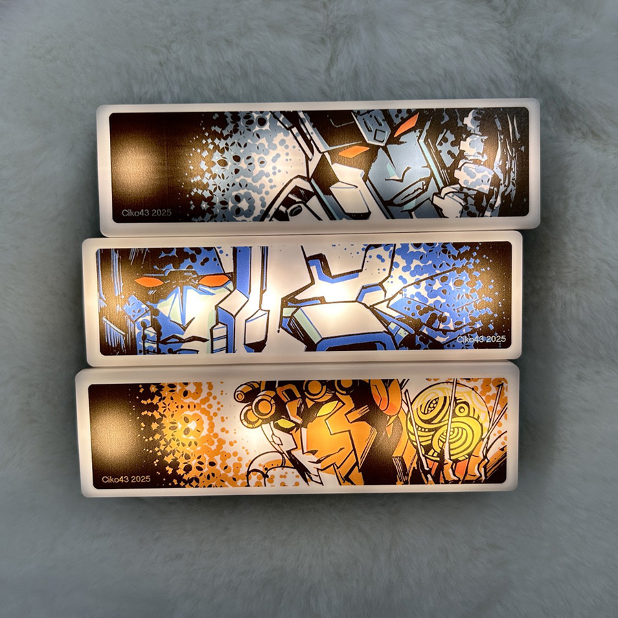 Ciko43siko's tweet image. 1か月前に注文していたライトボックスが届きました
#Transfofmers #Overlord #Trepan #FortMax