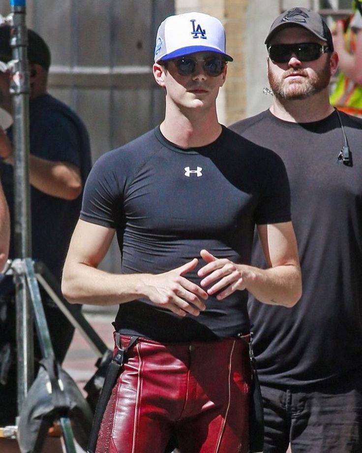 . (@thinkergrnthlld) on Twitter photo 