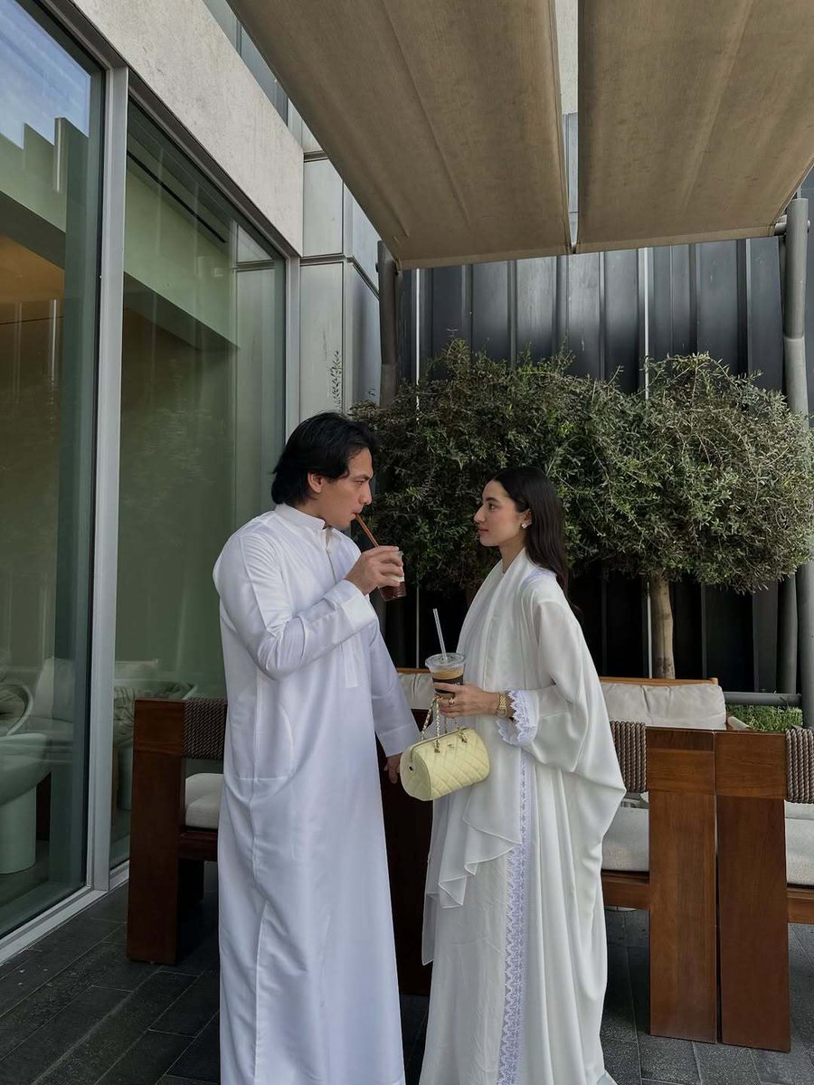 ohmymediacc's tweet photo. Bahagia tengok Ameera Khan &amp; Jefri Nichol kat Dubai 😍 😍 https://t.co/Xmrl2y1sgd